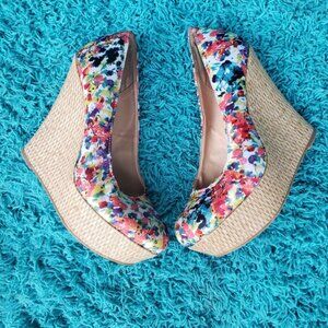 Brash Floral Platform Wedges Sz 8.5